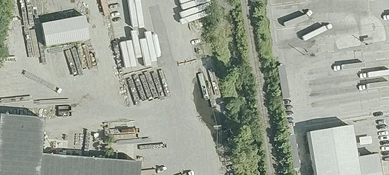 Single-Story Industrial Manufacturing Facility