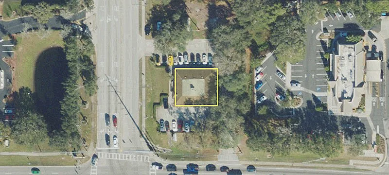 Leasing Outparcel at Signalized Corner