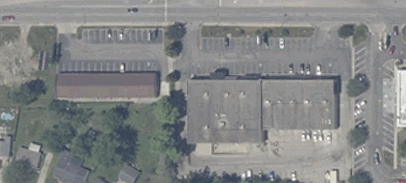 Multi-Tenant Retail Center
