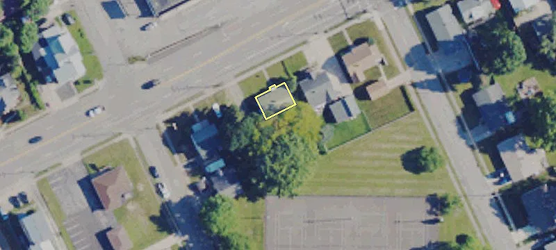 Multi-Use Office Building