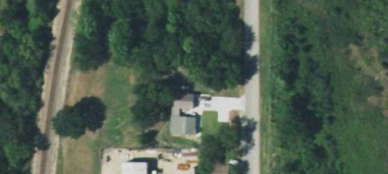 Industrial Flex Site with Large Parking