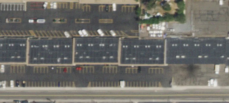 Dock-High Warehouse with Office