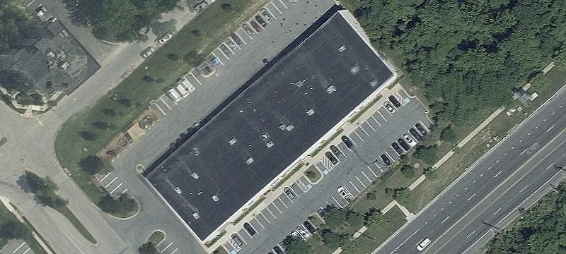 Flex Retail/Office Building with Docks