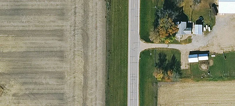 Acreage Land with Machine Shed