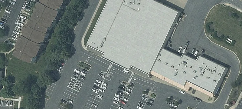 Food Lion-Anchored Shopping Center