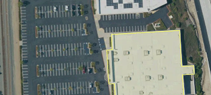 Freestanding Retail Building with Docks