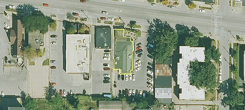 Modern Retail Storefront Opportunity