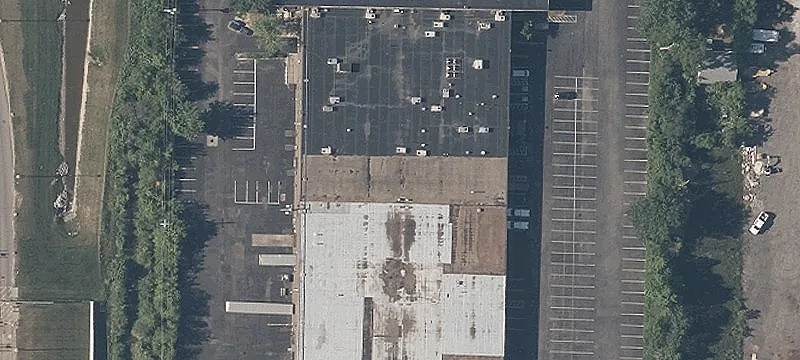 Office/Warehouse Condo with Dock Doors