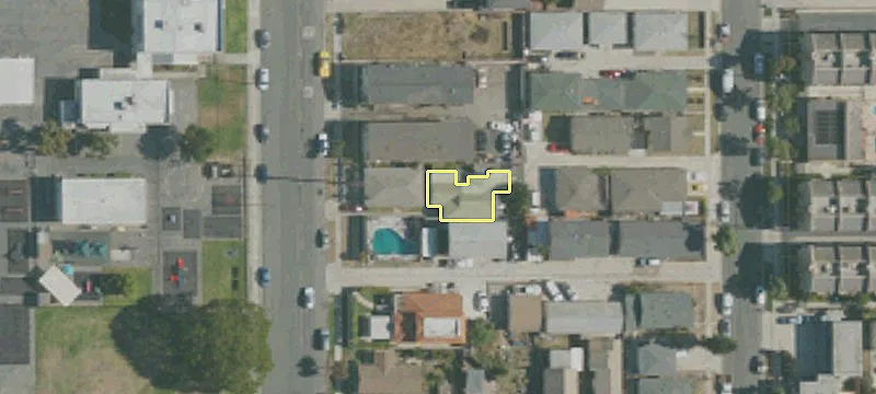 Triplex with ADU Redevelopment Potential