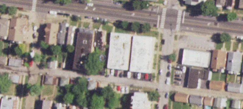 14-Unit Apartment Building