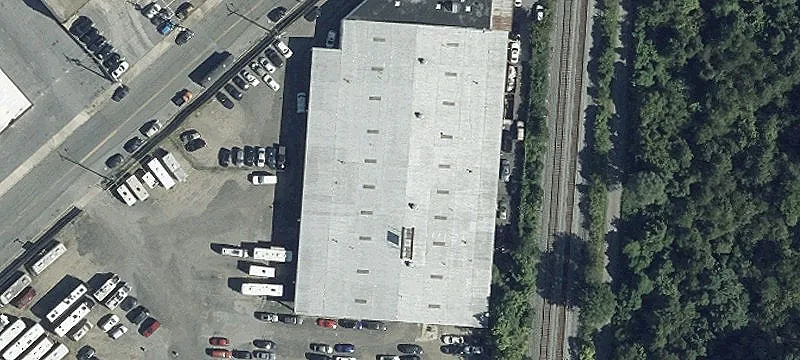 Heavy Industrial Warehouse with Drive-Ins