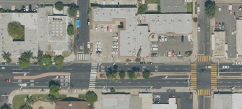Two-Story Retail Signage Opportunity