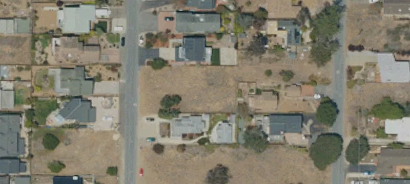 Waterfront-Adjacent Residential Lot