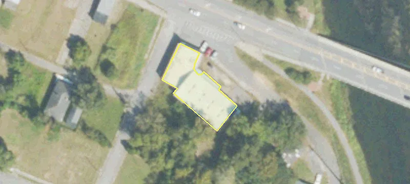 Single-Tenant Office Building