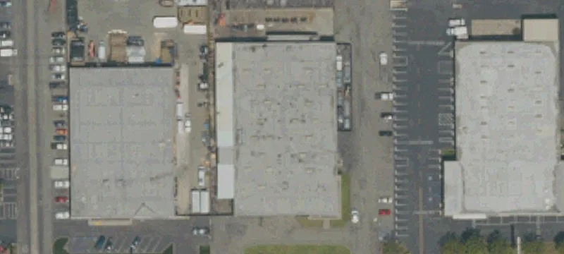 Single-Tenant Industrial Facility with Yard