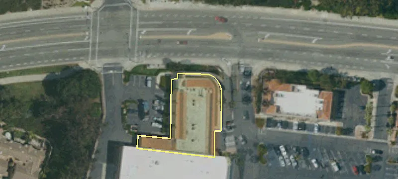 Renovated Retail Street Property