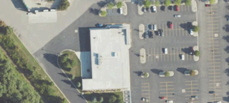 Retail End-Cap with Drive-Through
