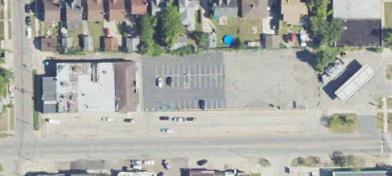Grocery and Convenience Retail Space