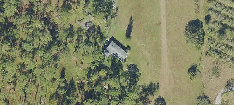 Lakefront Estate Land with Privacy