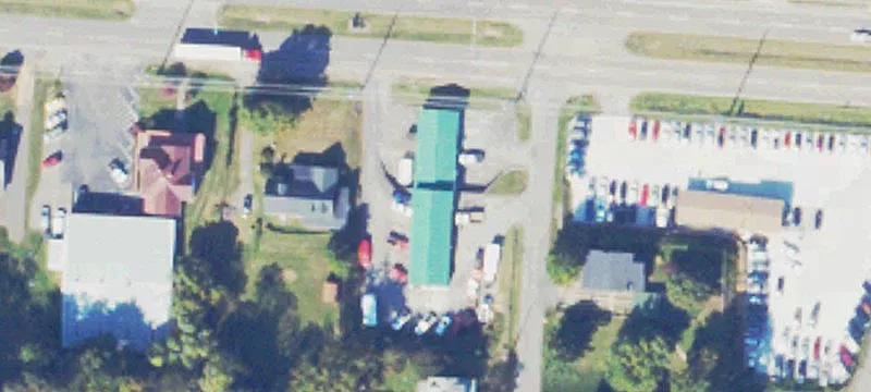 Automotive Repair Building with Bays