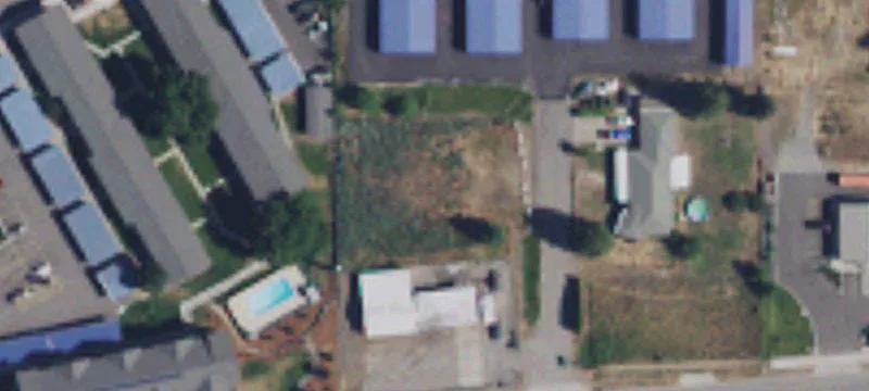 Highly Visible Automotive Shop Property