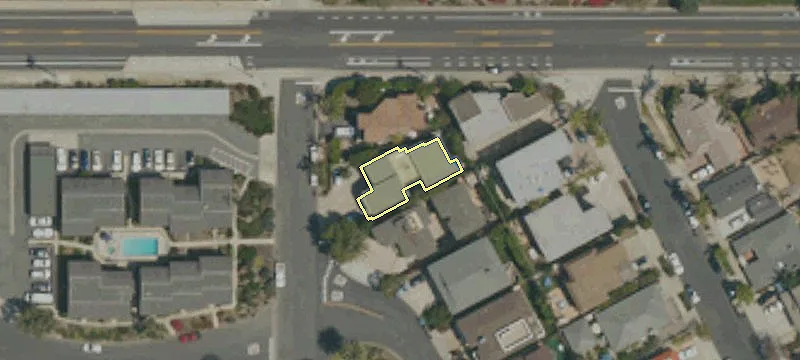 Fourplex with Private Garages