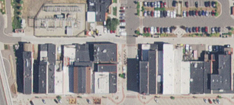 Two-Level Restaurant Building