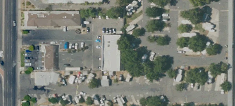 Stand-Alone Retail Warehouse Bay Building