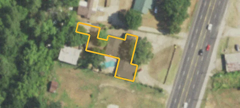 High-Traffic Development Land
