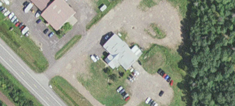 Multi-Tenant Automotive and Warehouse Property