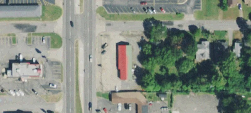 Automotive Shop with Hwy Frontage