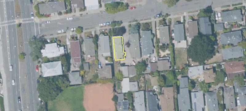Duplex with Detached Garage