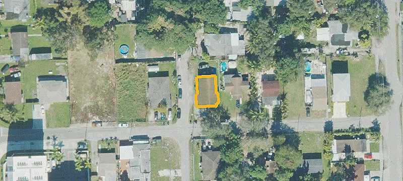Vacant Lot for Single or Duplex