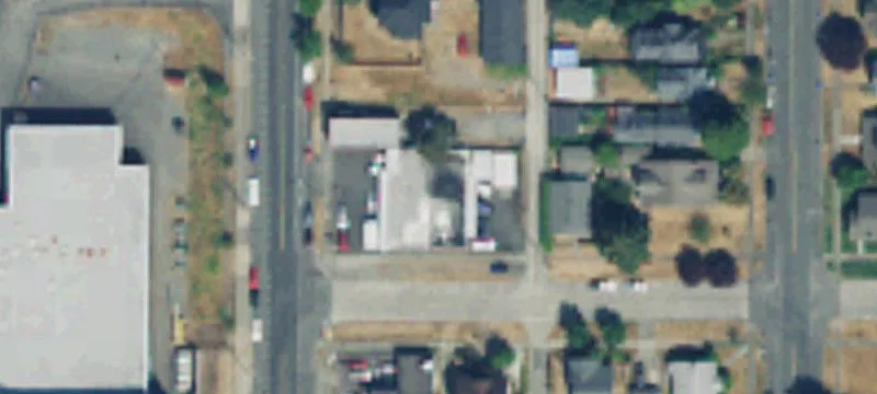 Mixed-Use Flex Warehouse with Office