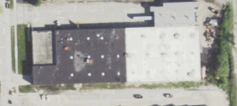 Single-Tenant Industrial Building with Docks