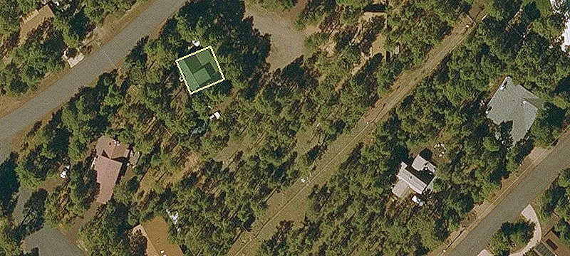 Cul-de-Sac Cabin Lot with Trees