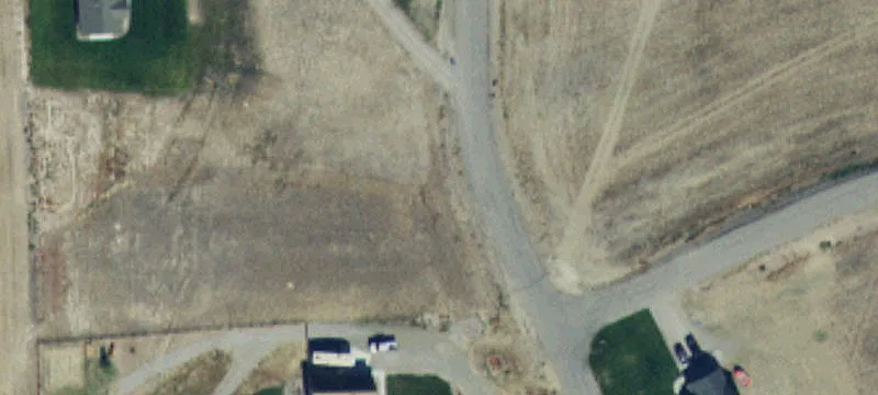 Residential Building Lot in Community