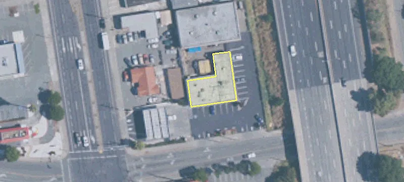 Light Industrial Warehouse For Lease