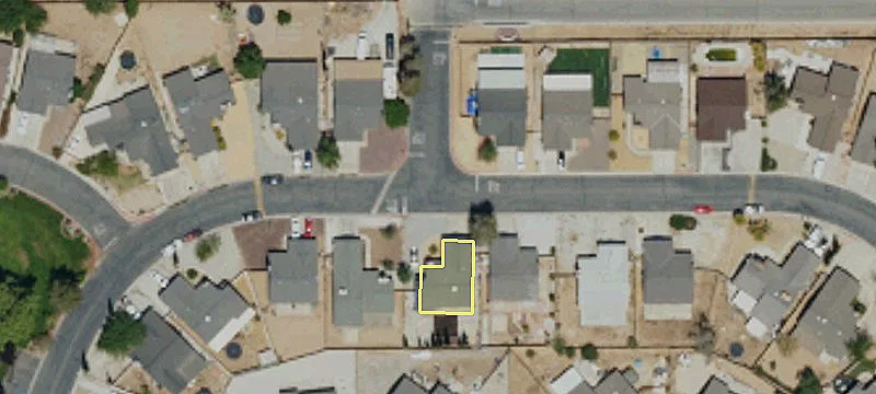 Commercial Land with Fenced, Level Lot