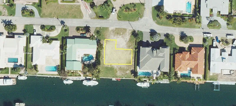 Premium Waterfront Land Lot