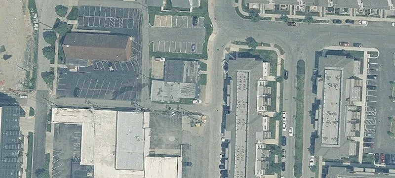 Industrial Flex Building with Open Plates