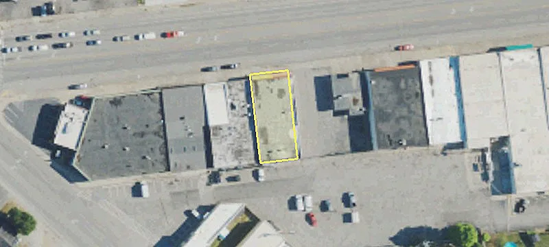 Retail Space on Major Intersection