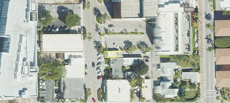 Freestanding Retail and Office Building