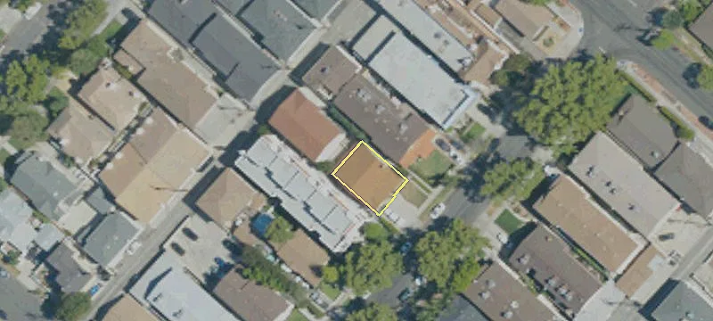 Vacant Fourplex with 2+2 Layouts