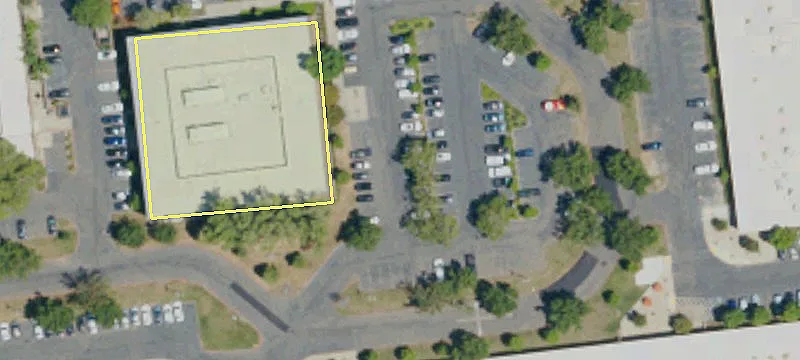 Office Campus with Courtyard Seating