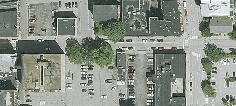 Retail/Office Space with Large Windows