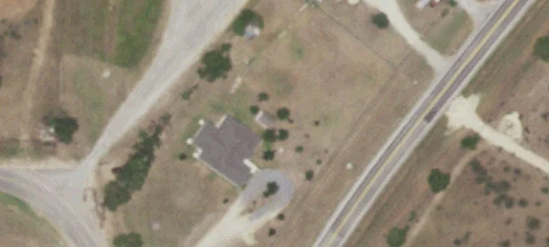 High-Fenced Ranch Tract with Barn