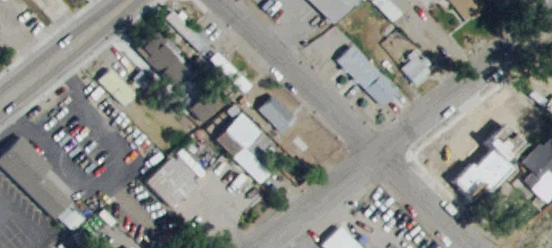 Corner Development Land in Live-Work District
