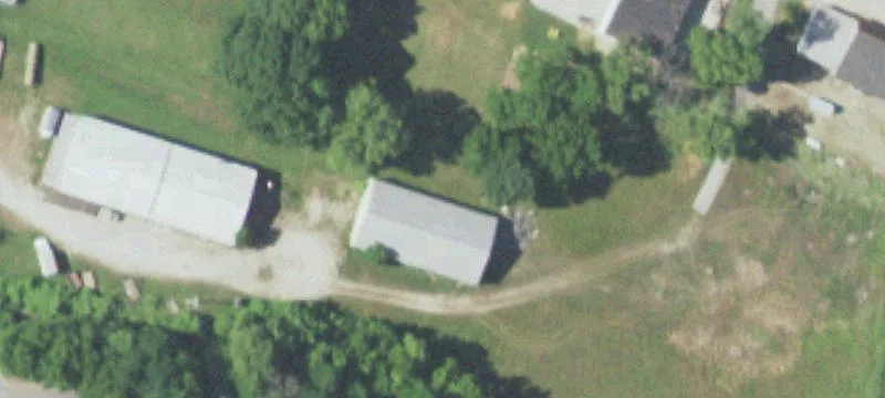 Leased Warehouse on Level Lot