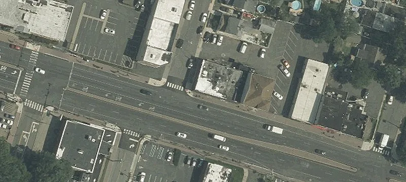 Five-Unit Retail Building
